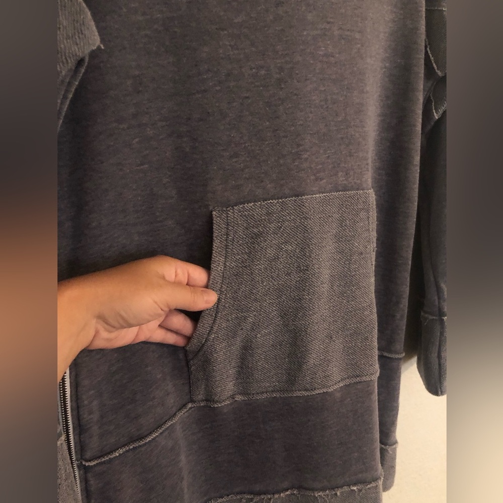 NWOT Evy’s Tree sample of the Isla in Charcoal- Med. - Picture 3 of 9